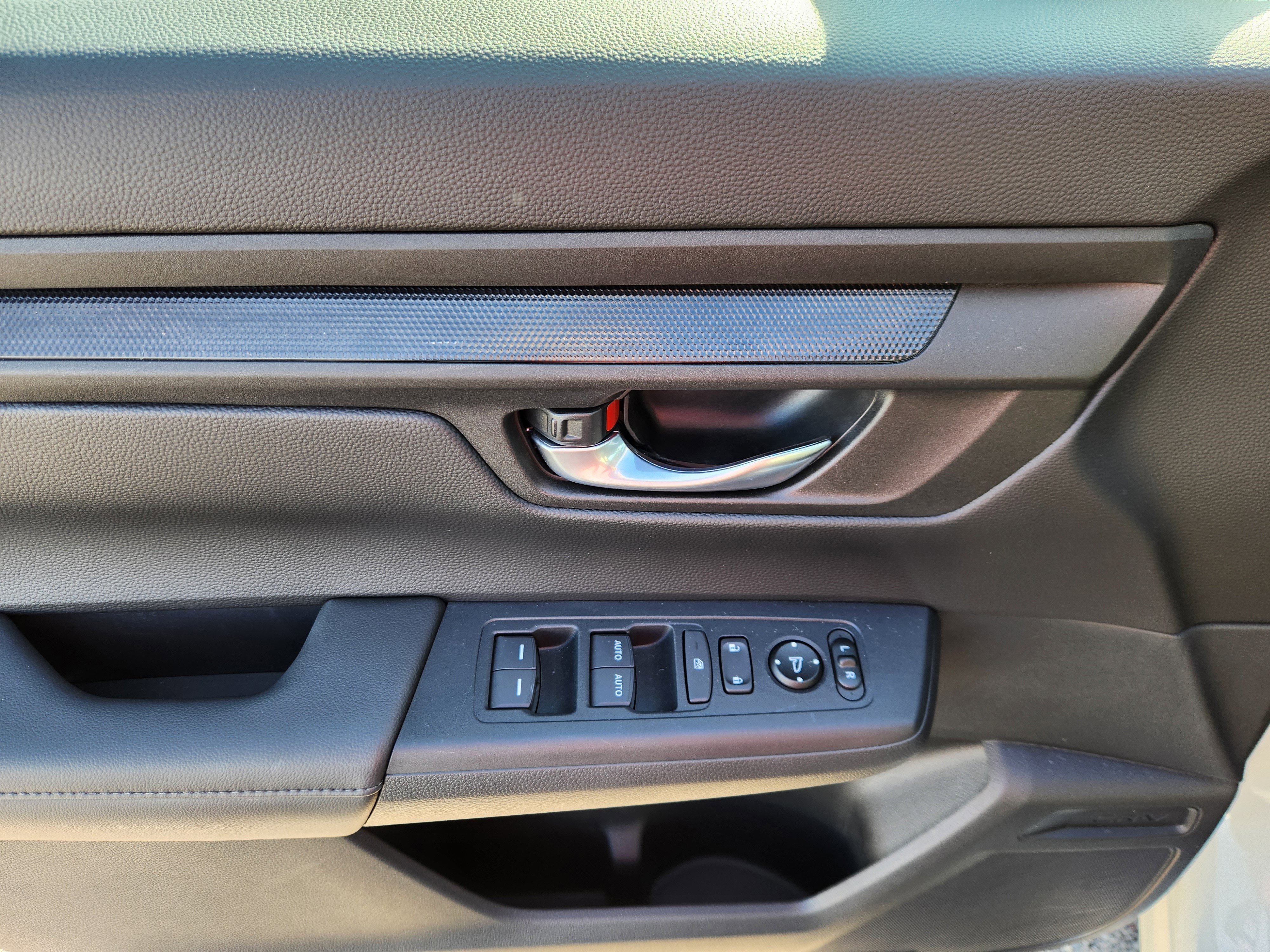 Used 2023 Honda CR-V EX image 17