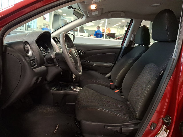 Used 2016 Nissan Versa SV FWD image 12