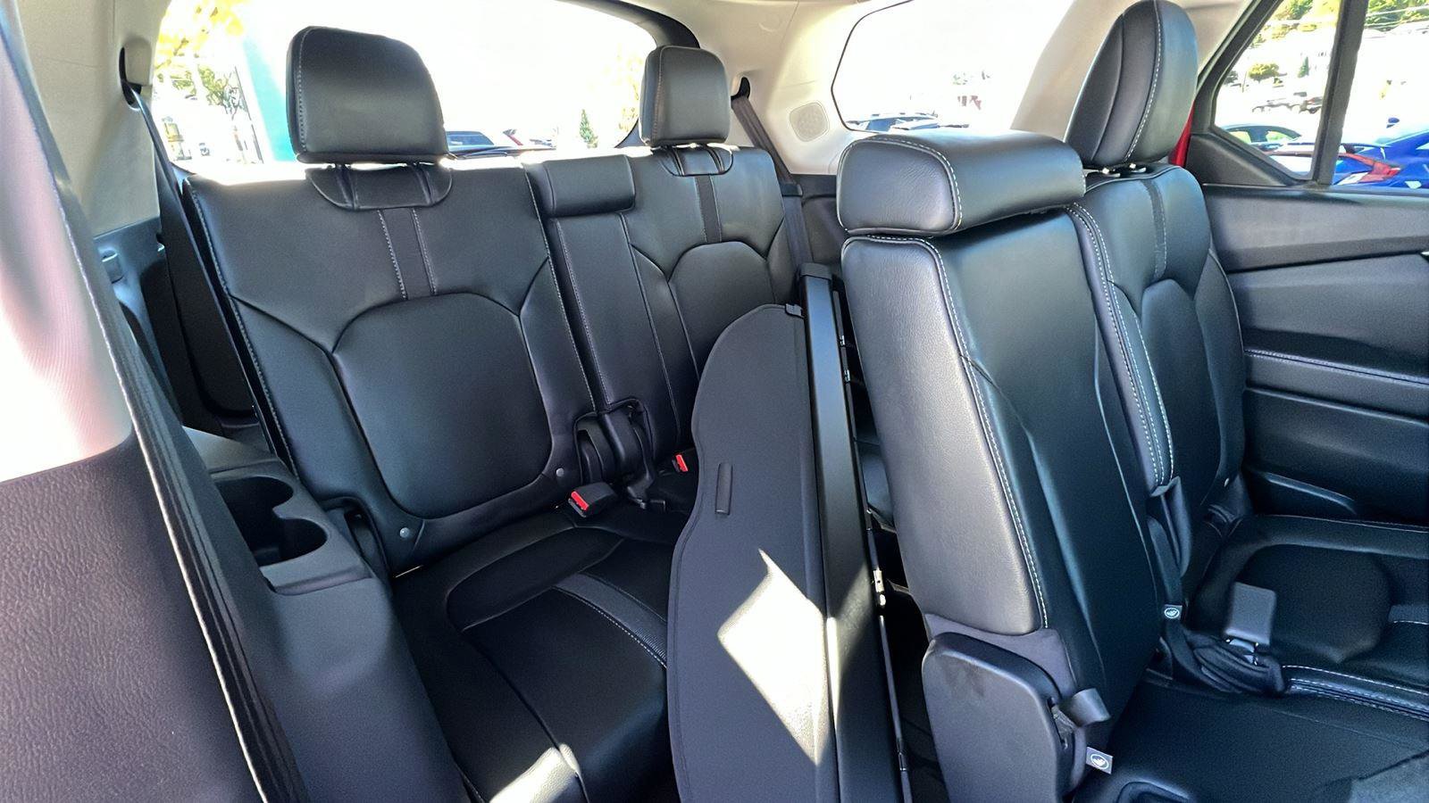 New 2025 Honda Pilot Touring image 16