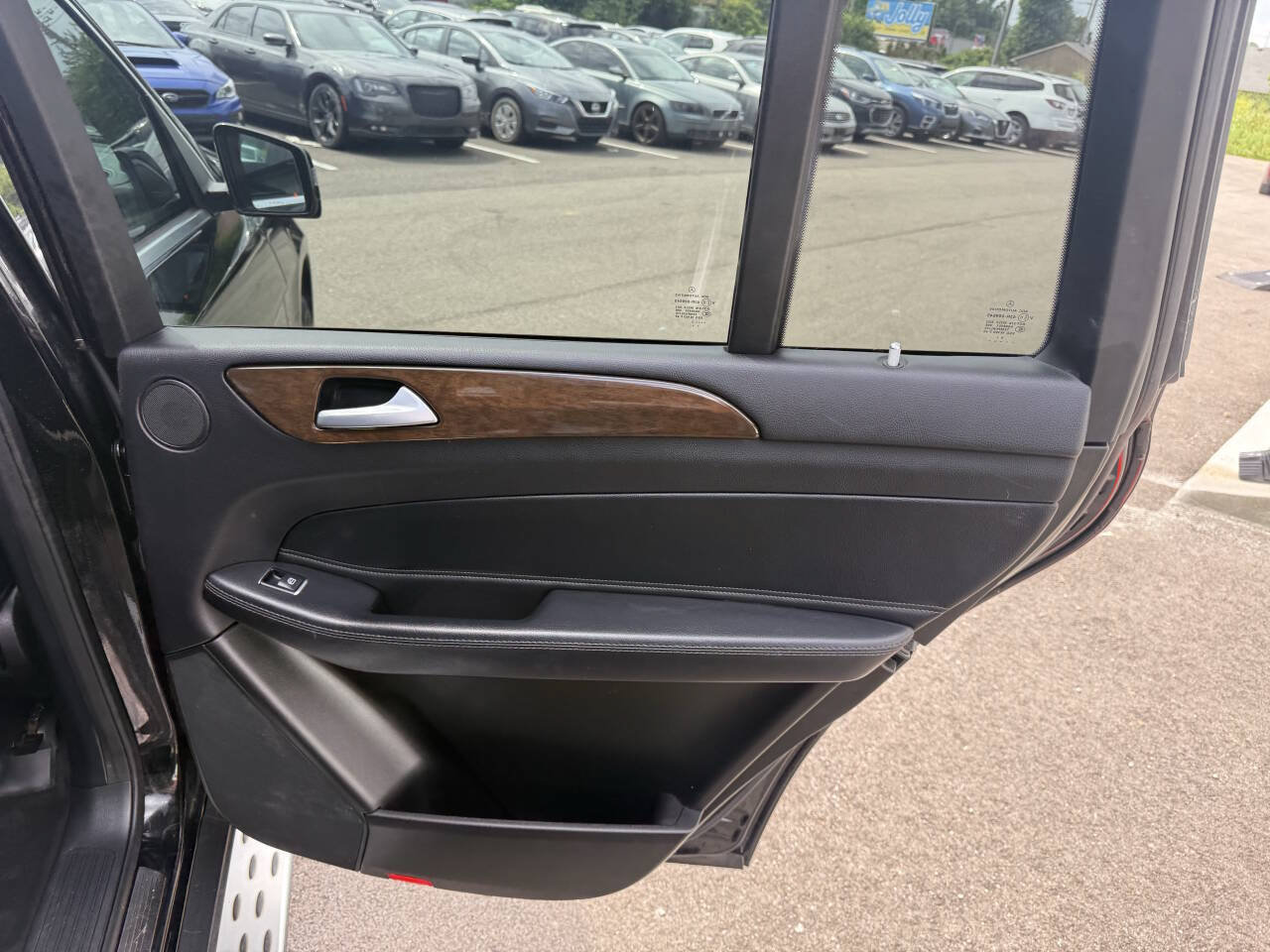 Used 2017 Mercedes-Benz GLS 450 4MATIC w/ Premium Package image 15