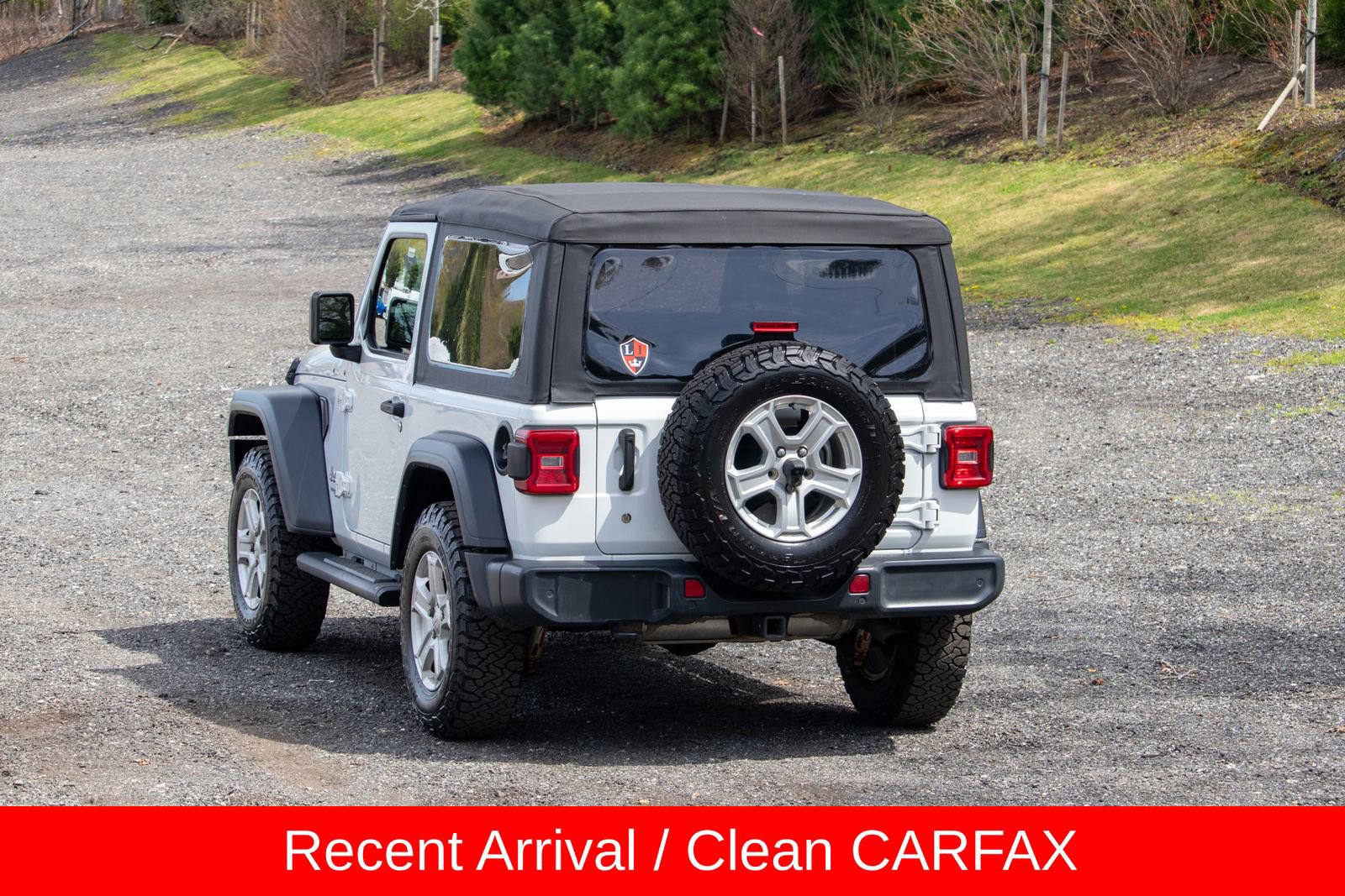 Used 2019 Jeep Wrangler Sport AWD/4WD image 6