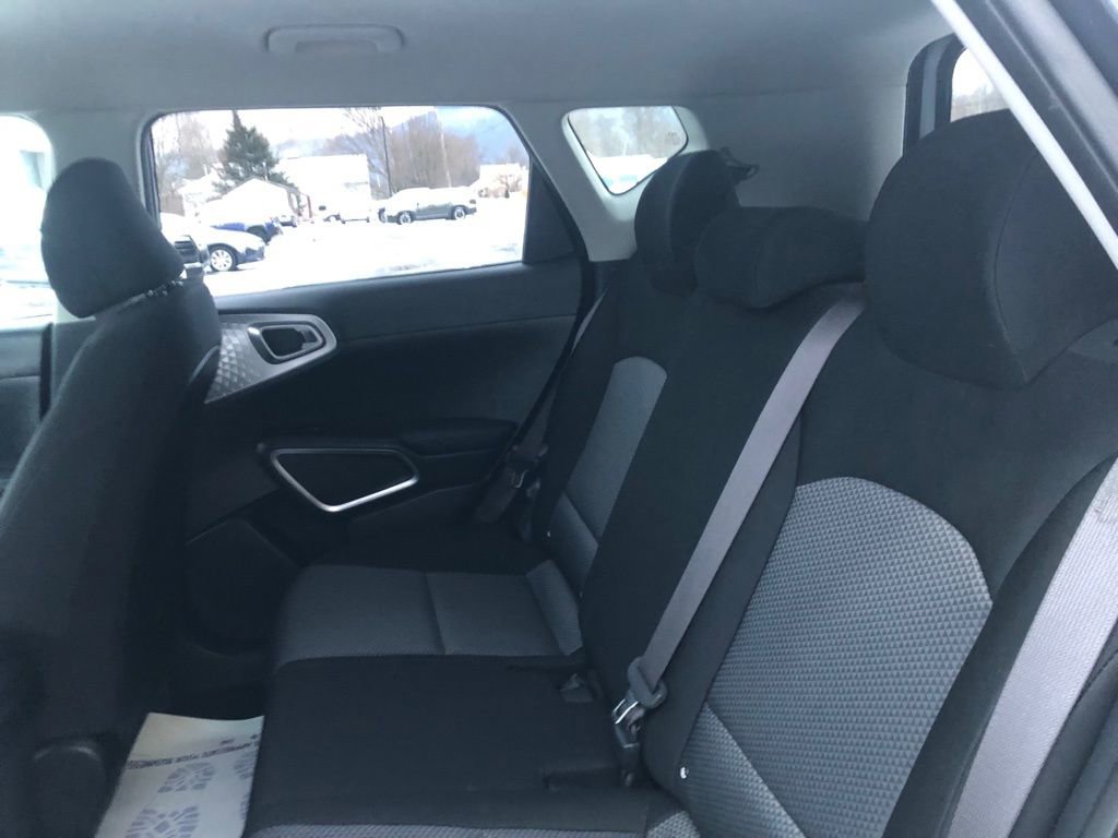 Used 2024 Kia Soul LX w/ Option Group 015 image 21