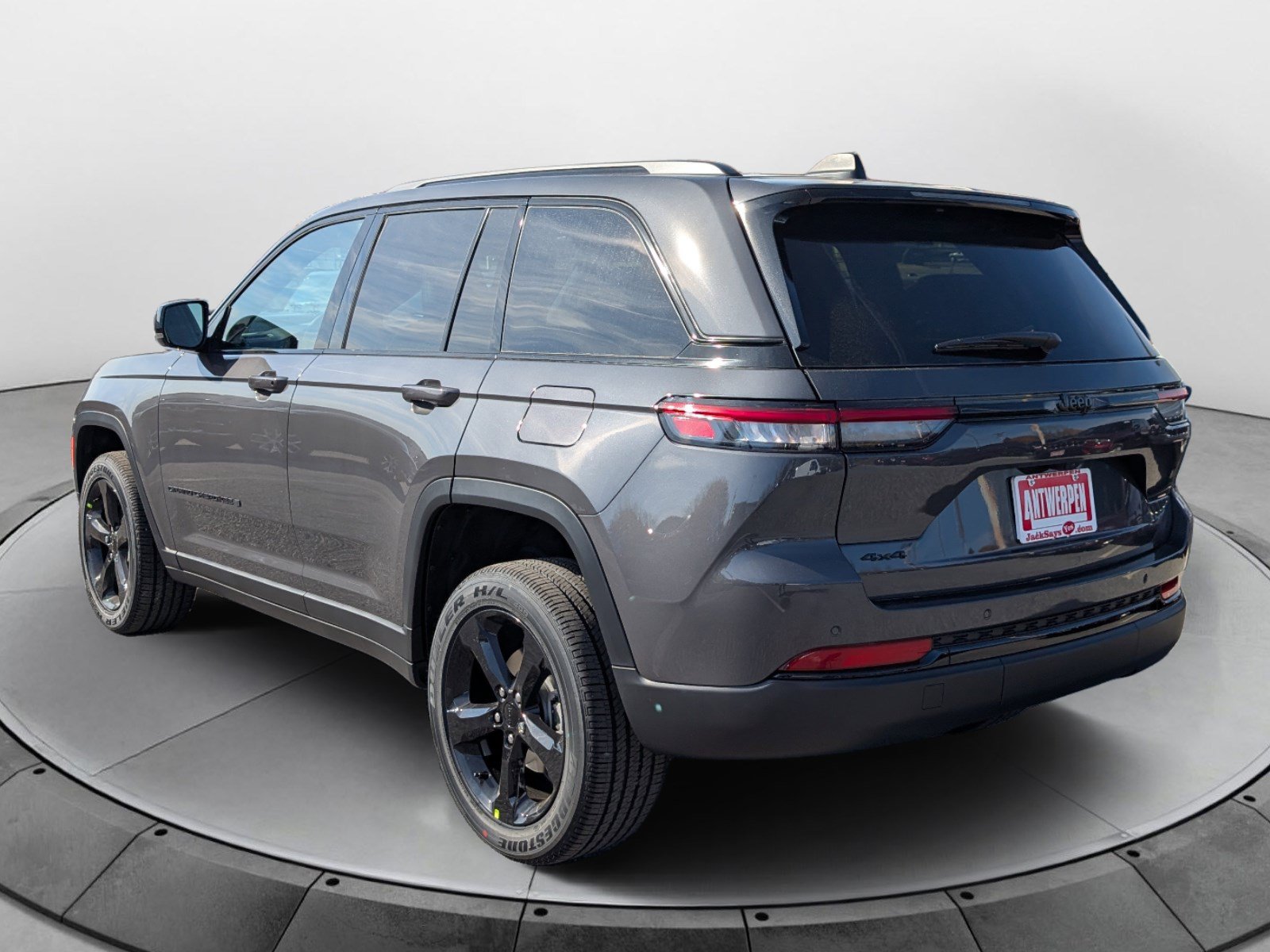 New 2025 Jeep Grand Cherokee Altitude AWD/4WD image 5