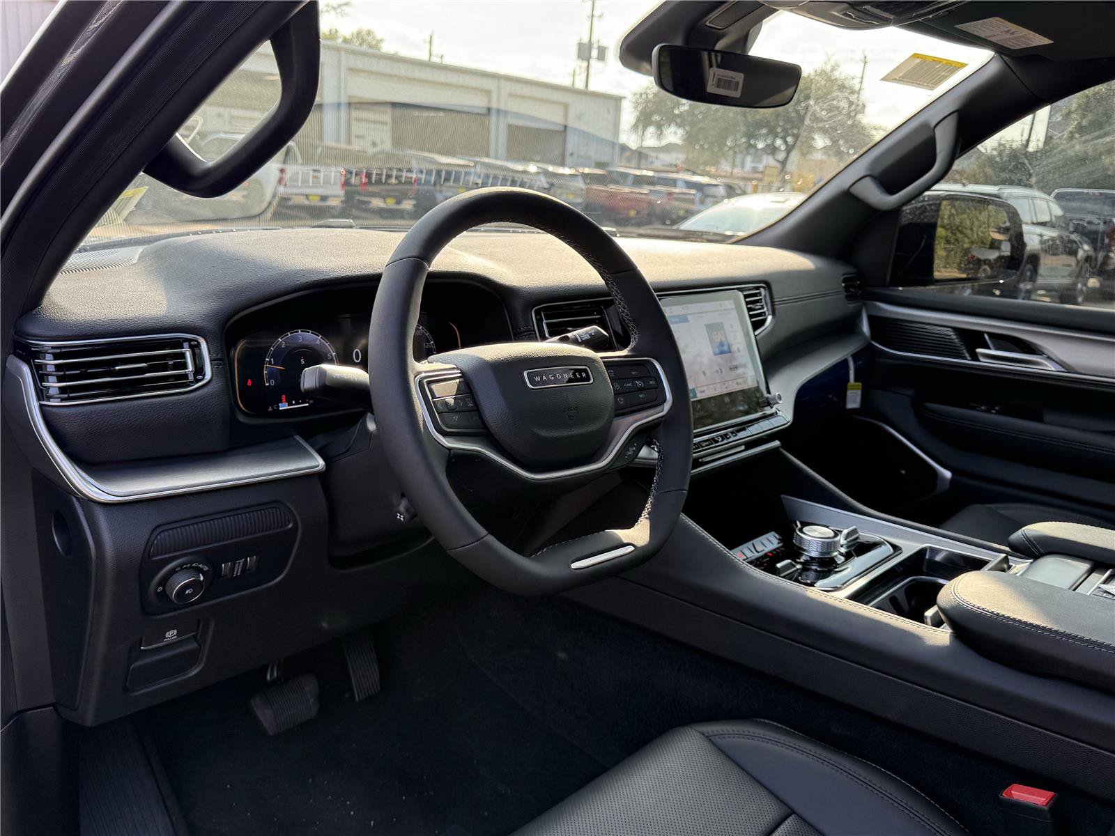 New 2025 Jeep Wagoneer L Series II AWD/4WD image 15