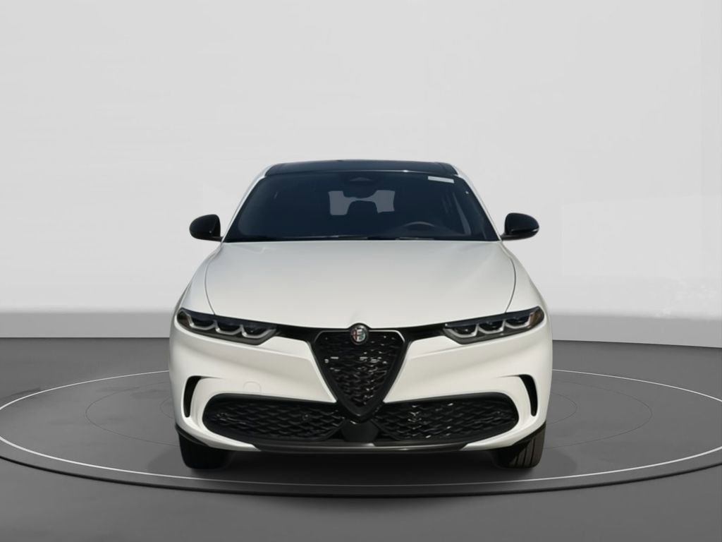 New 2025 Alfa Romeo Tonale w/ Premium Package image 2