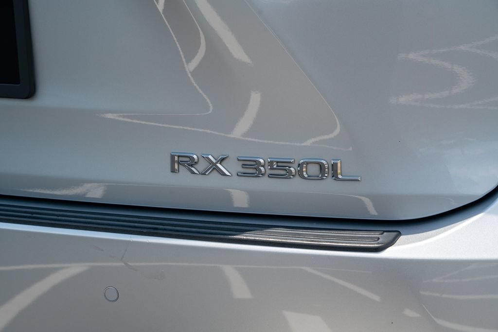 Used 2019 Lexus RX 350L FWD w/ Premium Package image 16