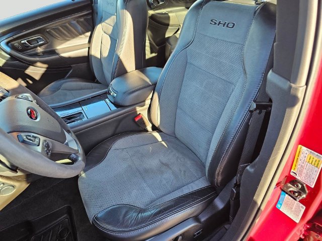 Used 2015 Ford Taurus SHO w/ Equipment Group 401A AWD/4WD image 22