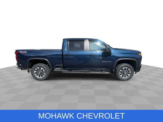 Used 2022 Chevrolet Silverado 2500 Custom w/ Custom Value Package AWD/4WD image 3