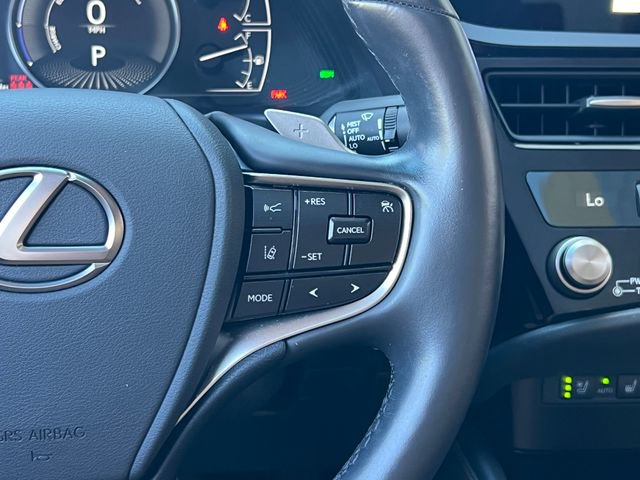 Used 2025 Lexus ES 300h w/ Premium Package FWD image 46