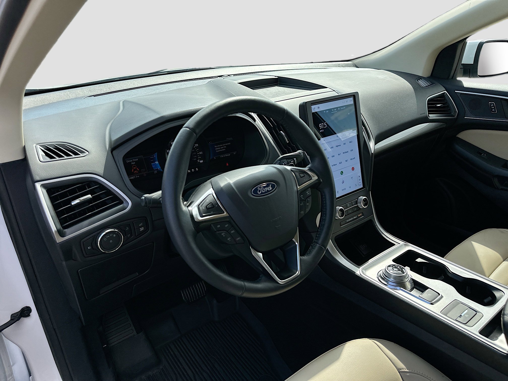 Certified 2024 Ford Edge SEL w/ Convenience Package image 9