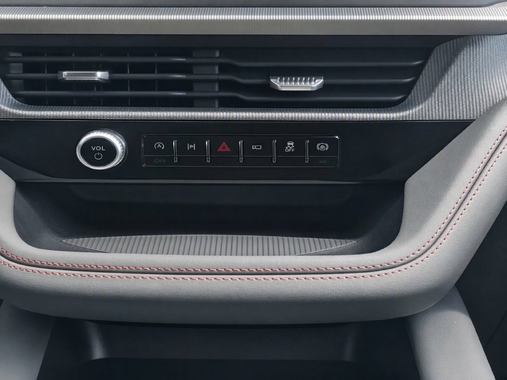 New 2026 Ford Explorer ST-Line w/ ST-Line Street Pack RWD image 11
