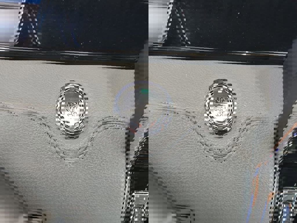 Used 2019 Lincoln Navigator L Reserve w/ Cargo Package image 17