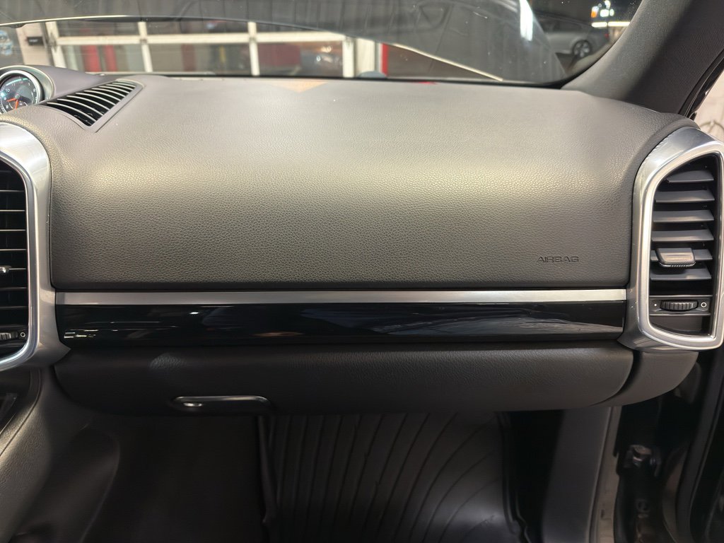 Used 2013 Porsche Cayenne Diesel image 23