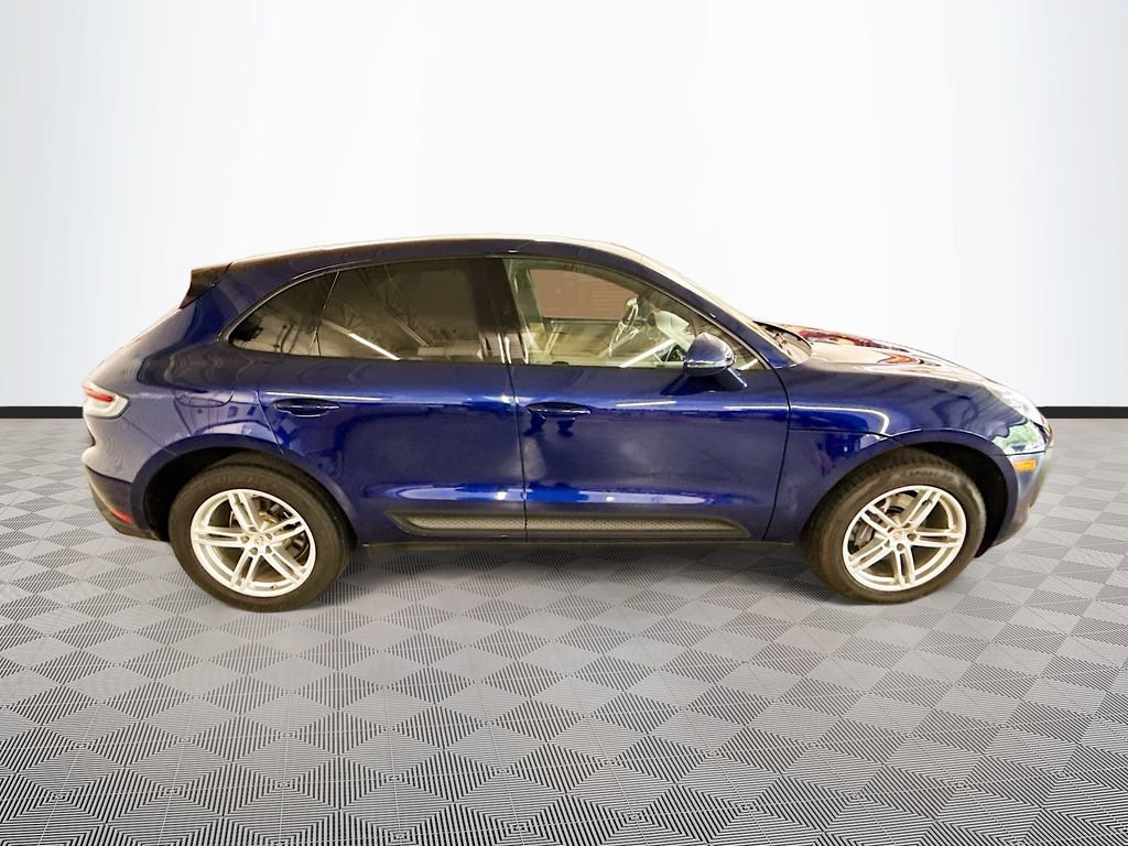 Used 2022 Porsche Macan image 9