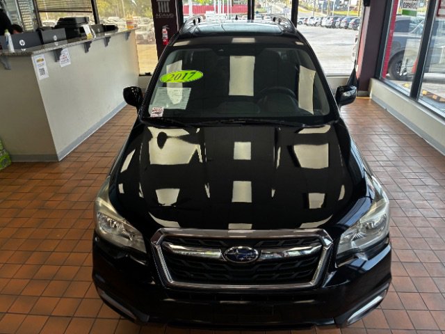Used 2017 Subaru Forester 2.5i Premium w/ Popular Package #2A AWD/4WD image 6