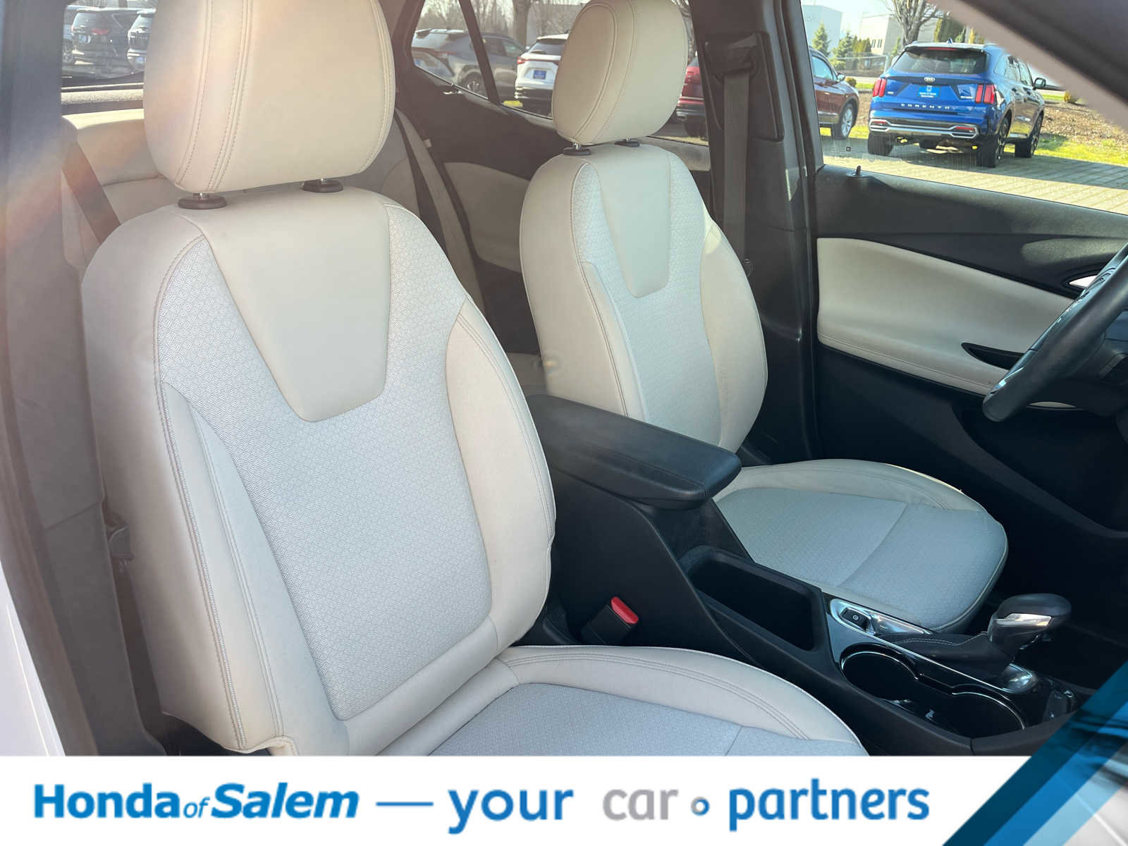 Used 2023 Buick Encore GX Select image 14