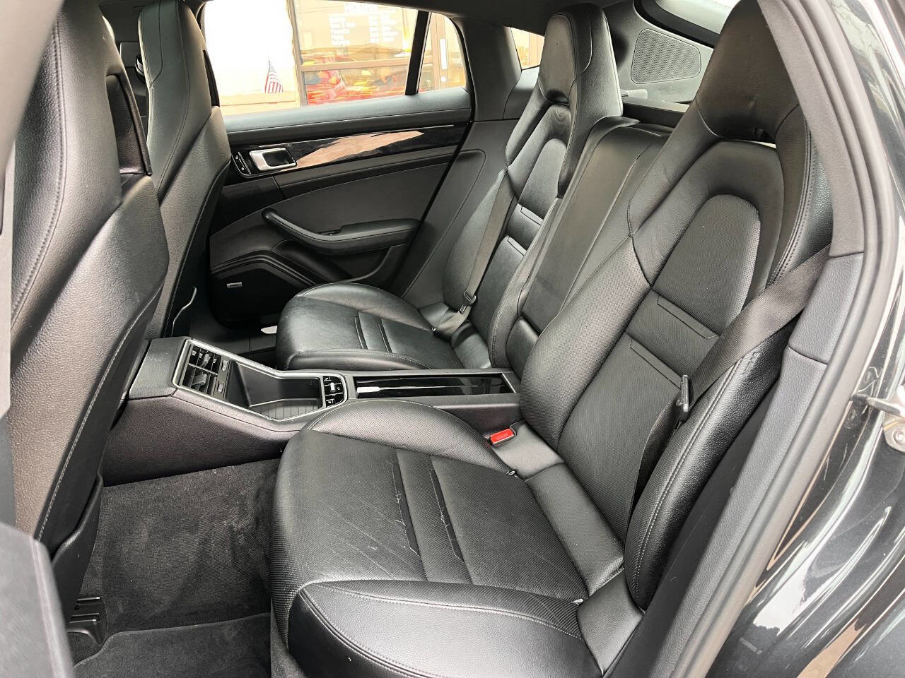 Used 2019 Porsche Panamera 4 image 21