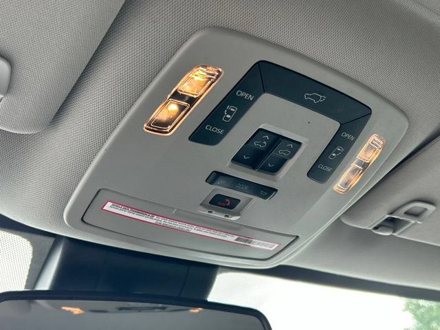 Used 2024 Toyota Sienna XLE w/ XLE Plus Package AWD/4WD image 72