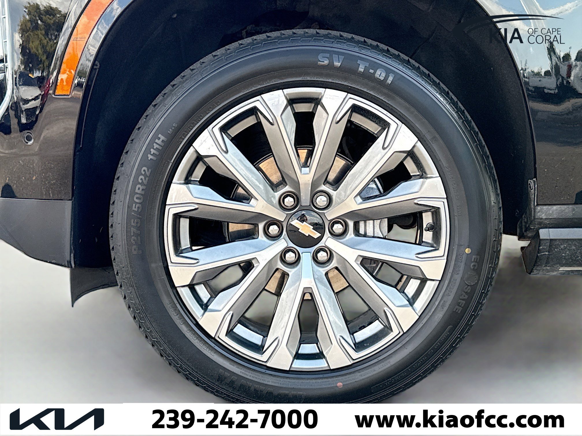 Used 2025 Chevrolet Suburban High Country image 39