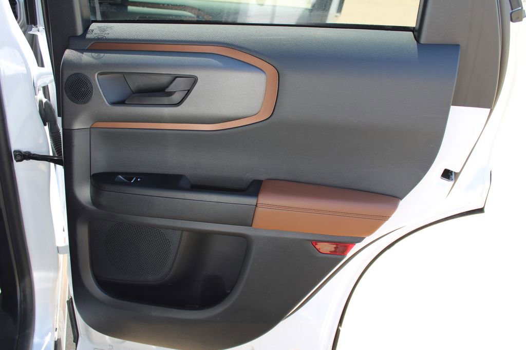 Used 2025 Ford Bronco Sport Outer Banks w/ Outer Banks Tech Package+ AWD/4WD image 42