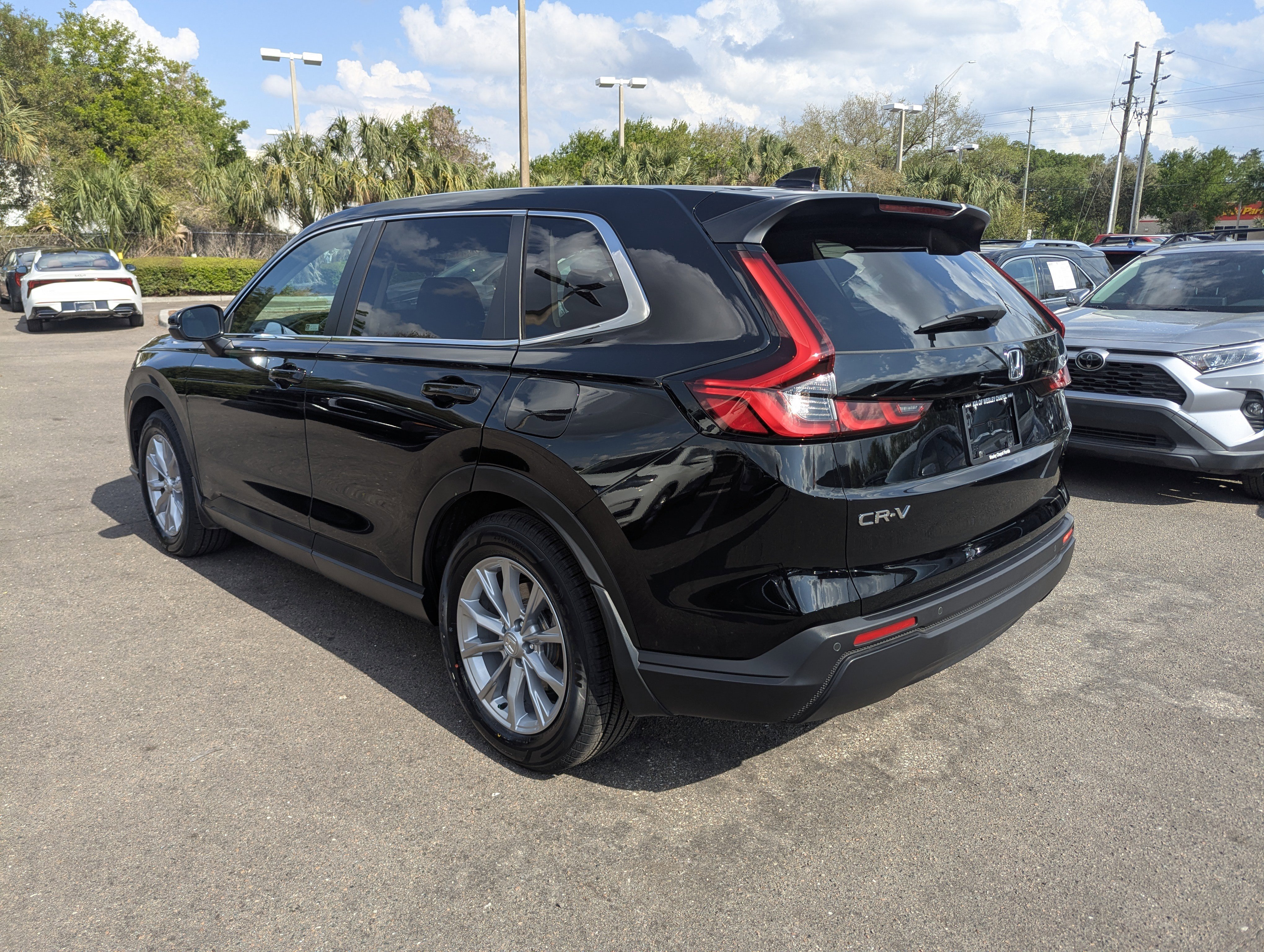 Used 2023 Honda CR-V EX-L image 7