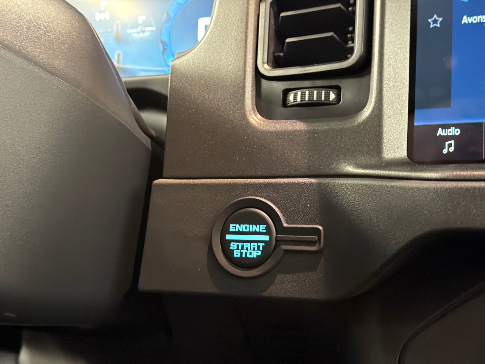 New 2025 Ford Bronco Big Bend image 28