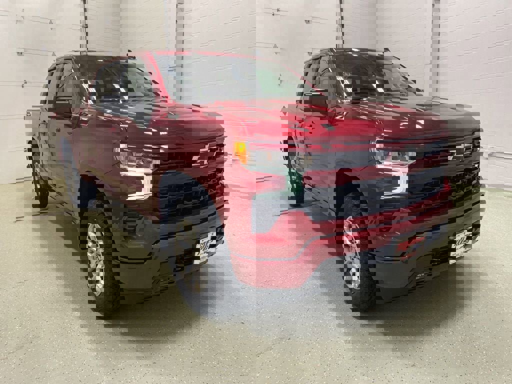 New 2026 Chevrolet Silverado 1500 RST image 2