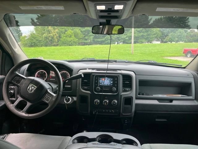 Used 2018 RAM 3500 Tradesman w/ Chrome Appearance Group AWD/4WD image 11