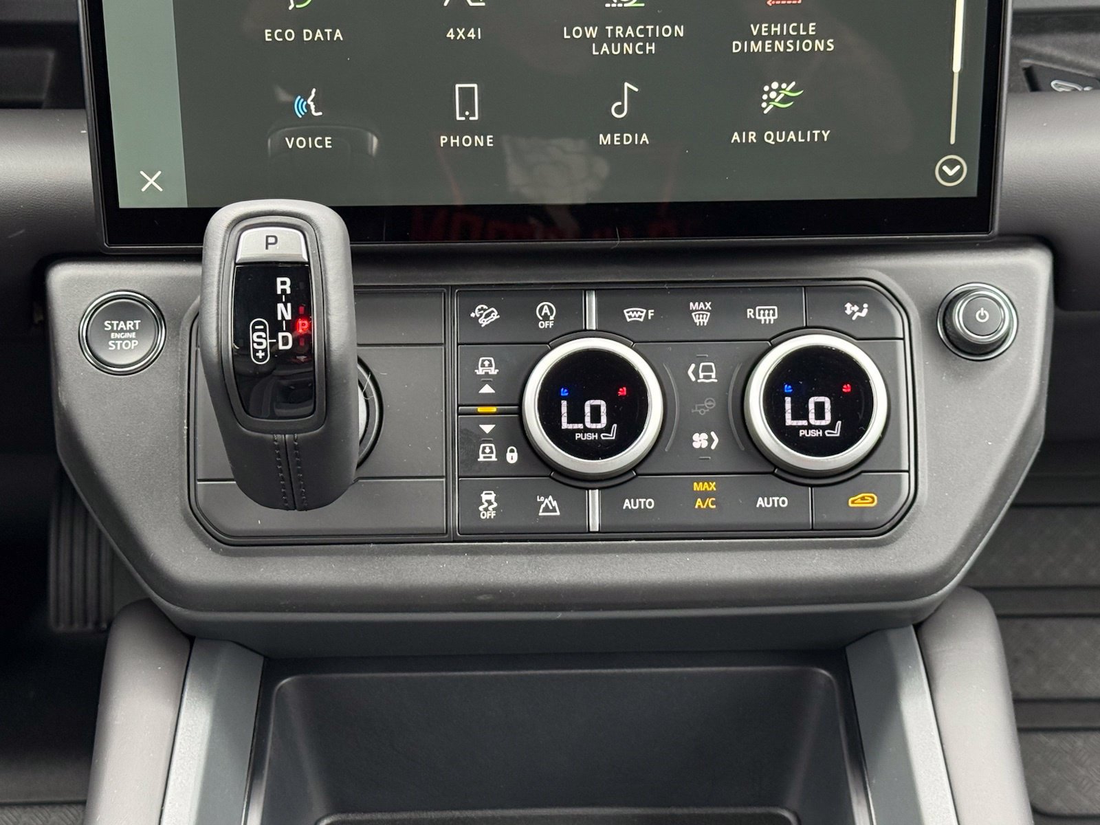 New 2026 Land Rover Defender 110 S AWD/4WD image 23
