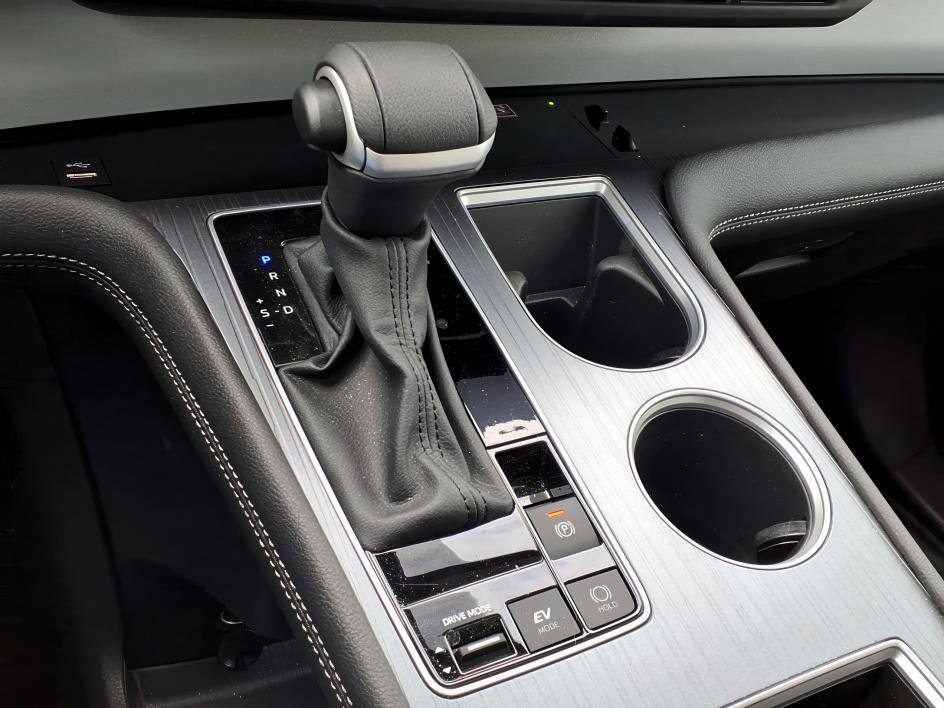 Used 2025 Toyota Sienna XLE image 20