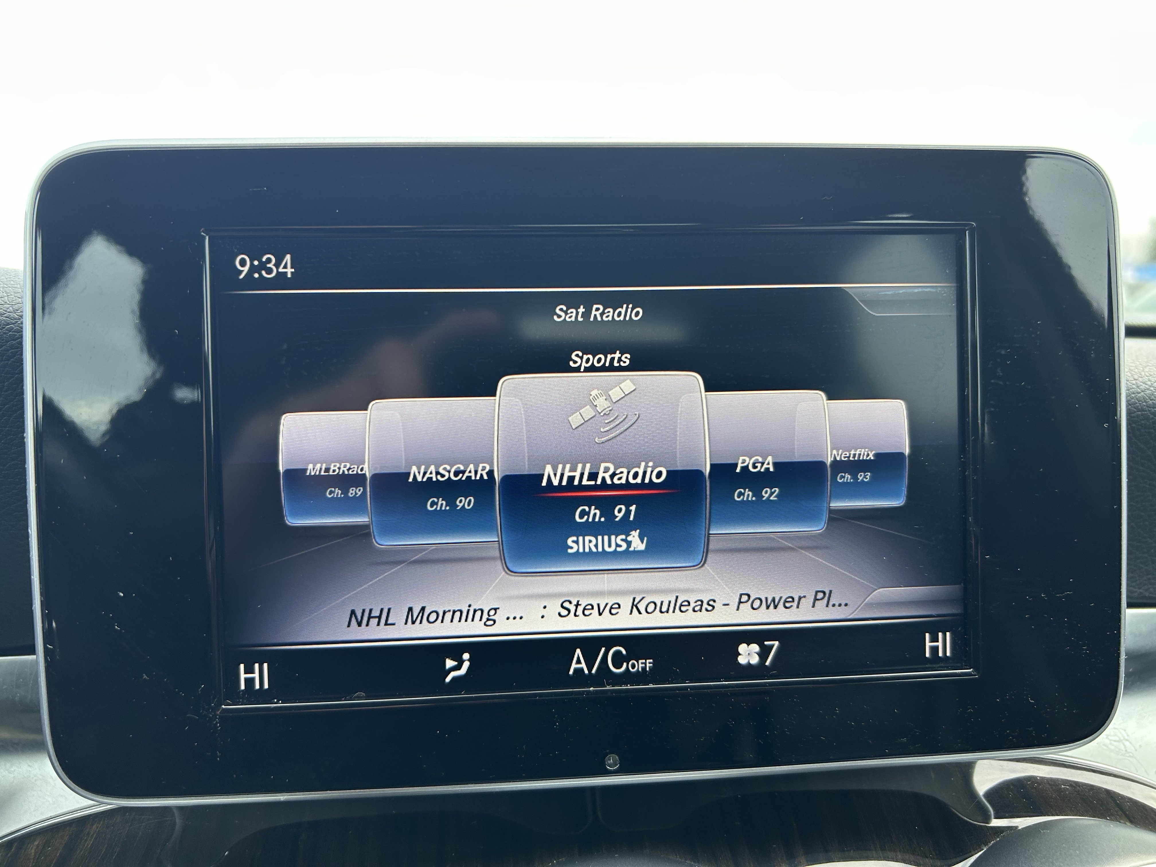 Used 2018 Mercedes-Benz C 300 4MATIC Sedan image 13