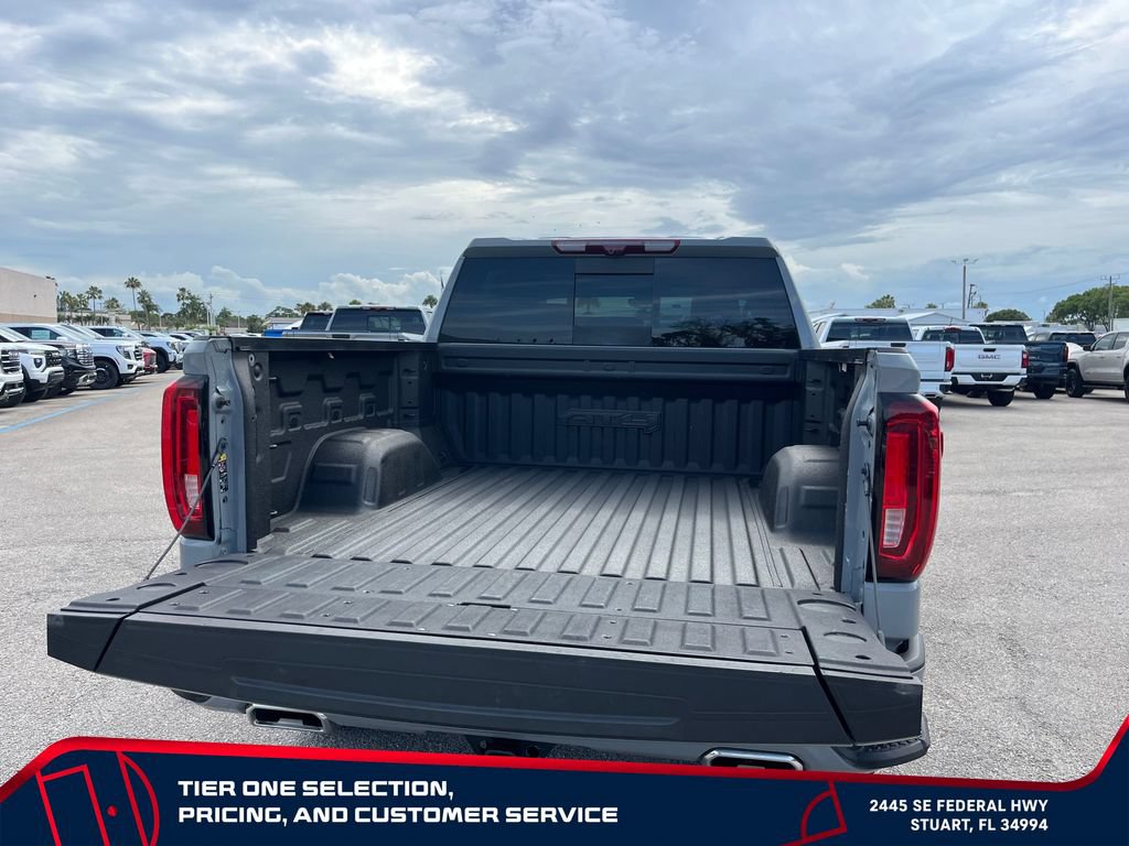 Used 2024 GMC Sierra 1500 AT4 w/ Technology Package AWD/4WD image 16
