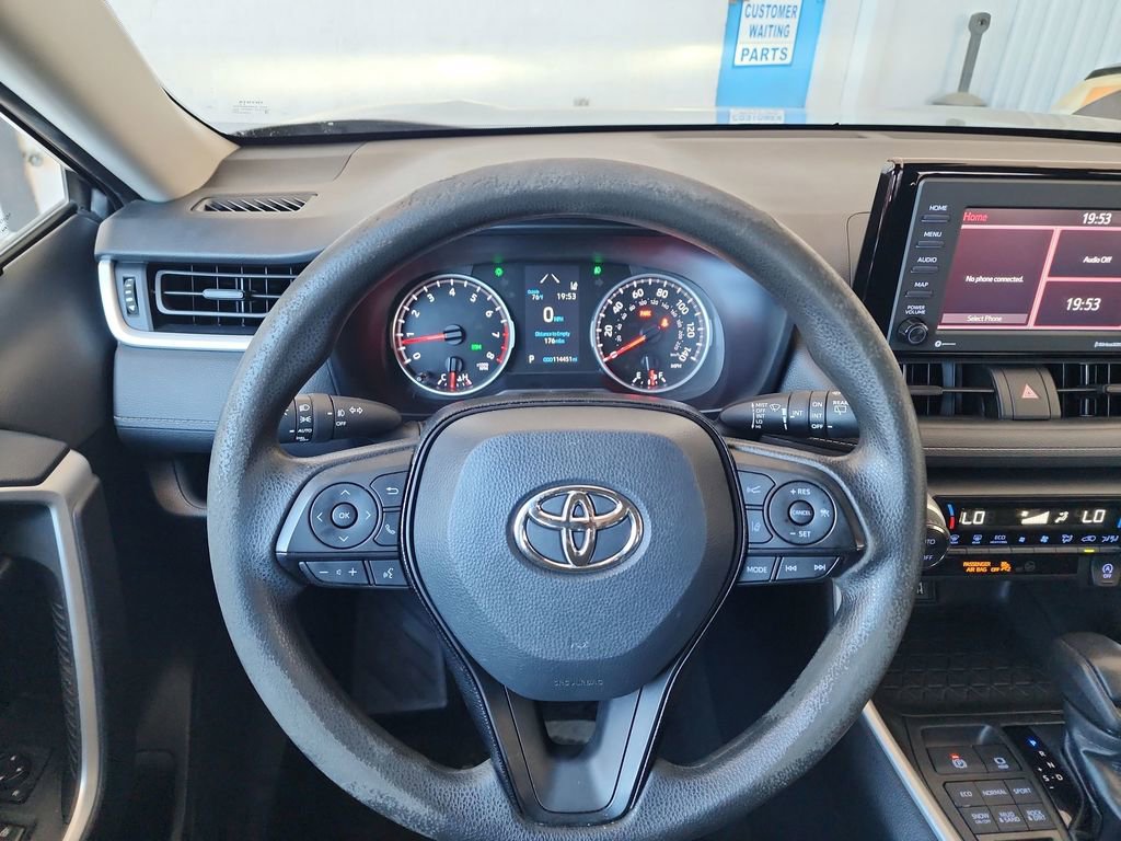 Used 2021 Toyota RAV4 XLE AWD/4WD image 19