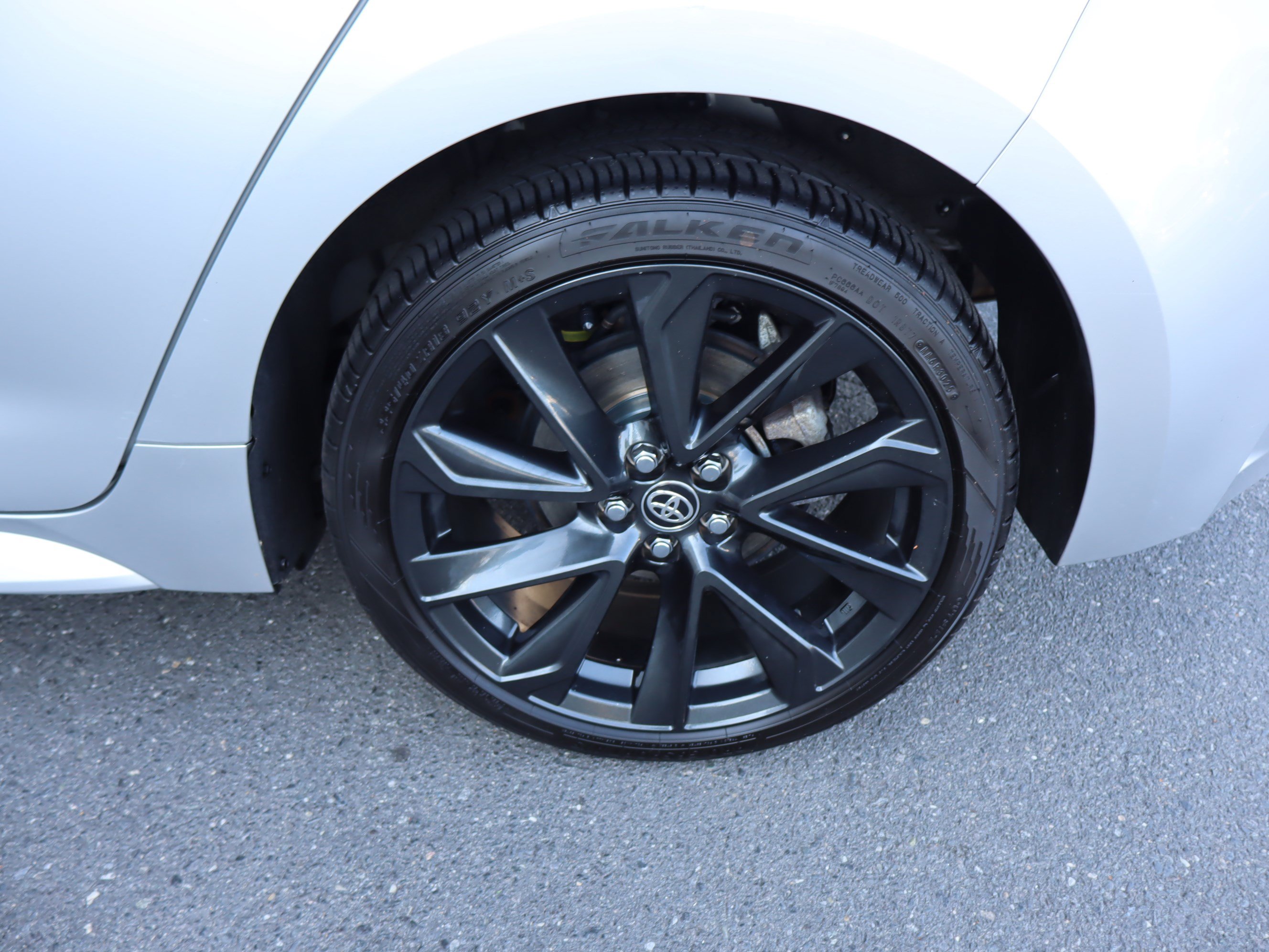 Used 2024 Toyota Corolla XSE FWD image 40