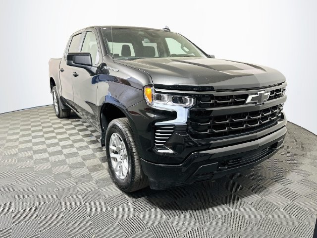 Used 2026 Chevrolet Silverado 1500 RST AWD/4WD image 1