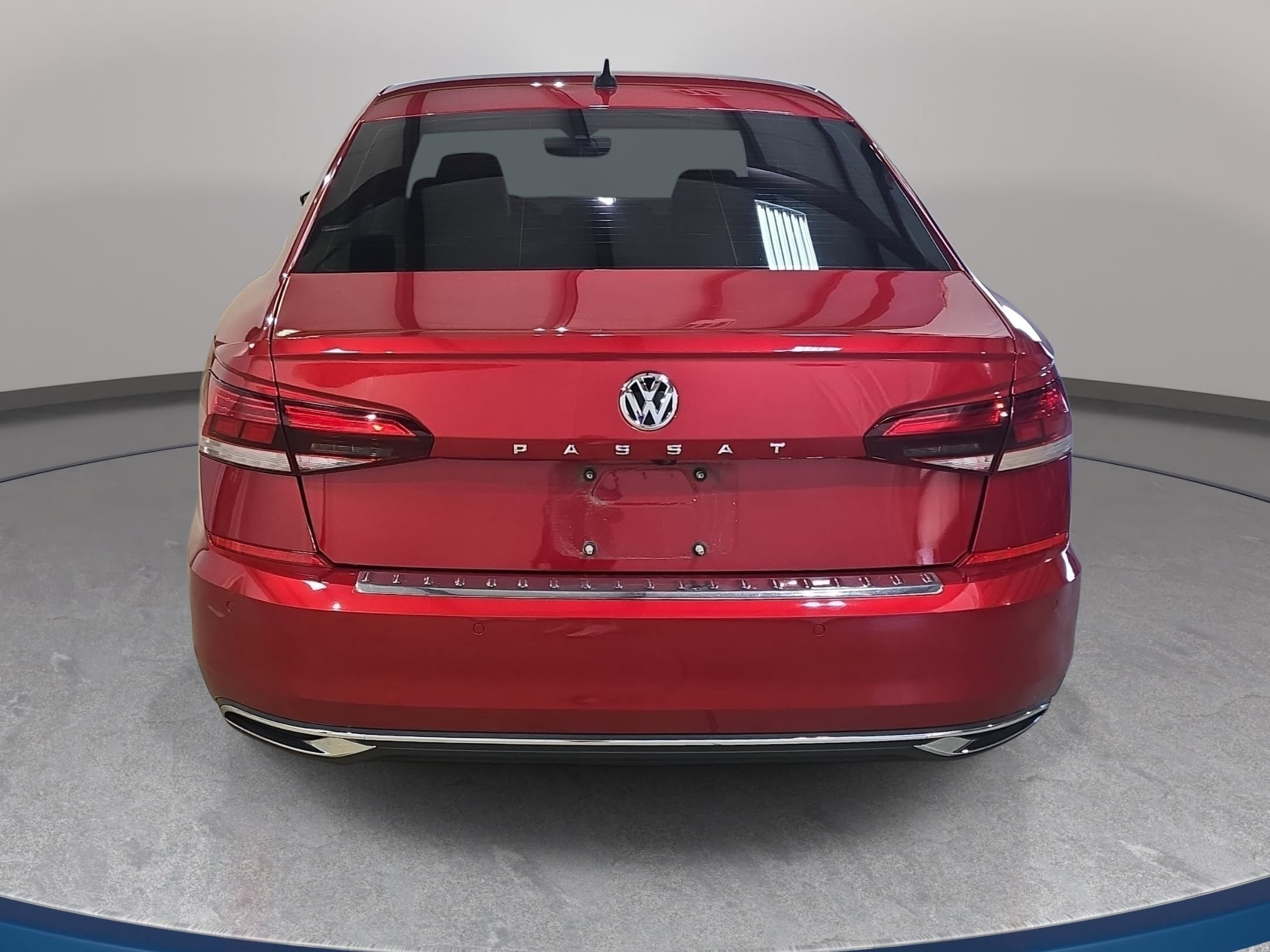Used 2020 Volkswagen Passat 2.0T SEL FWD image 7