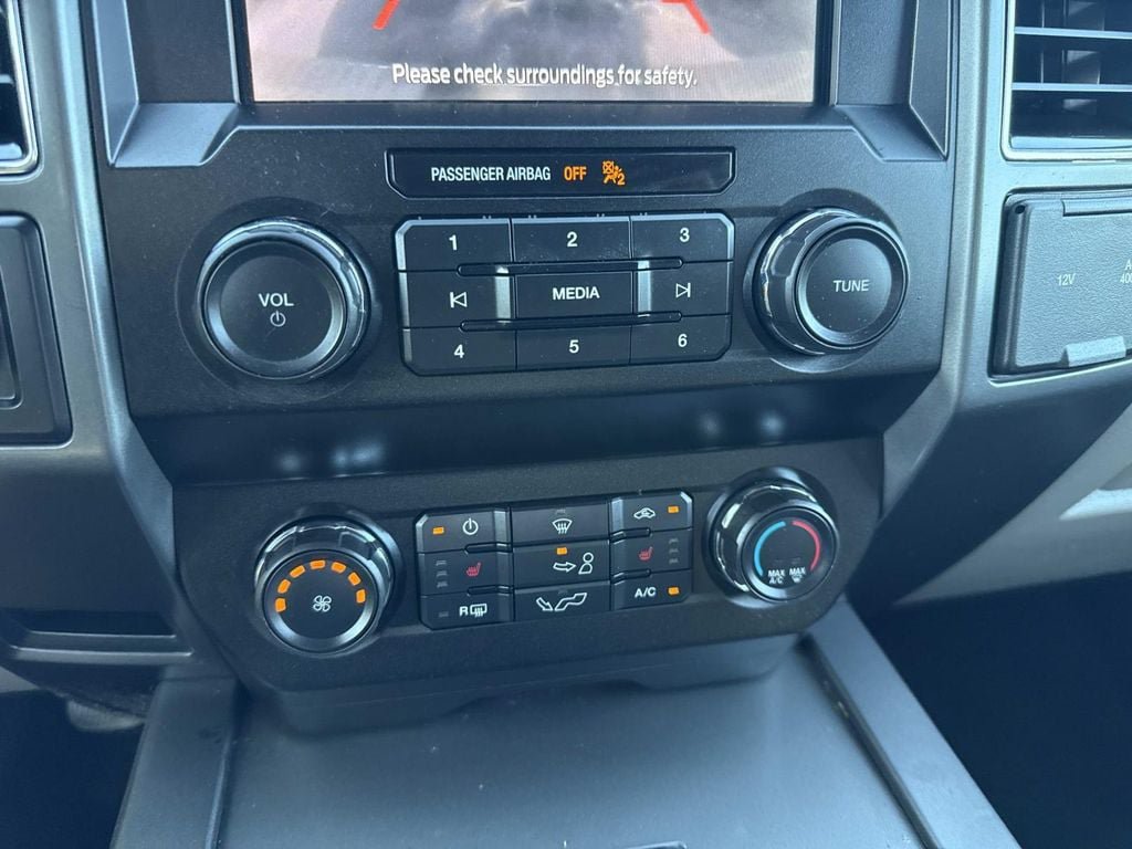 Used 2020 Ford F150 XLT w/ Equipment Group 302A Luxury AWD/4WD image 24