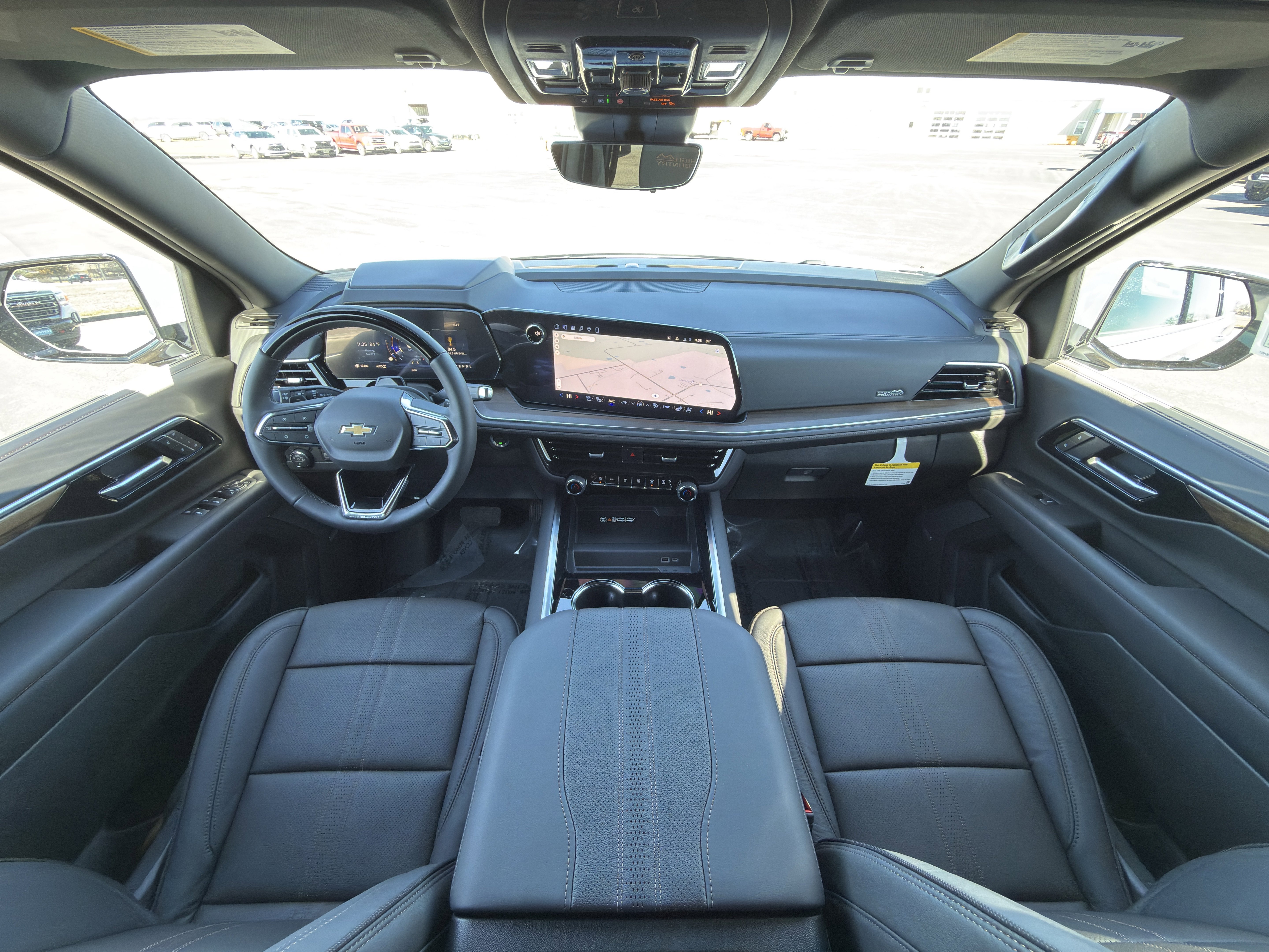 New 2026 Chevrolet Suburban High Country image 2