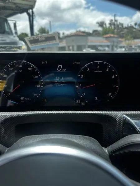 Used 2022 Mercedes-Benz C 300 Sedan image 33