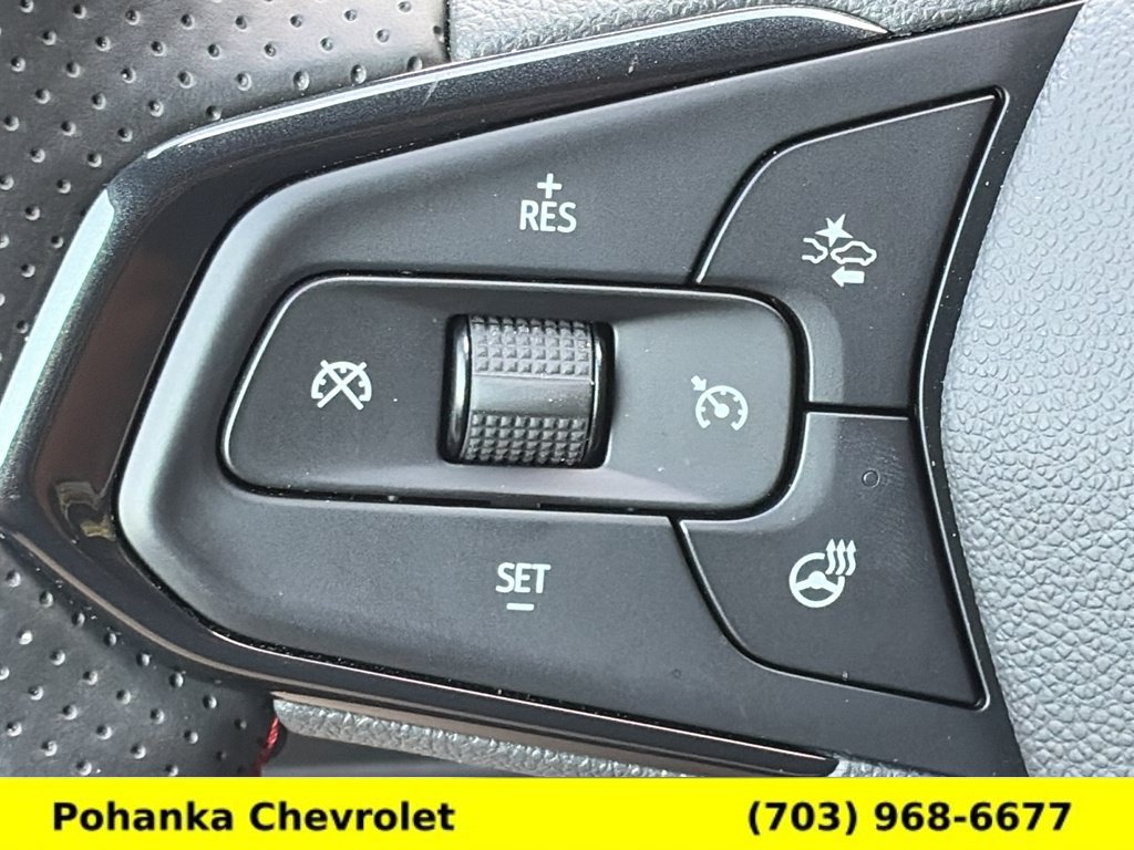 Certified 2026 Chevrolet Trax RS w/ Sunroof Package FWD image 12