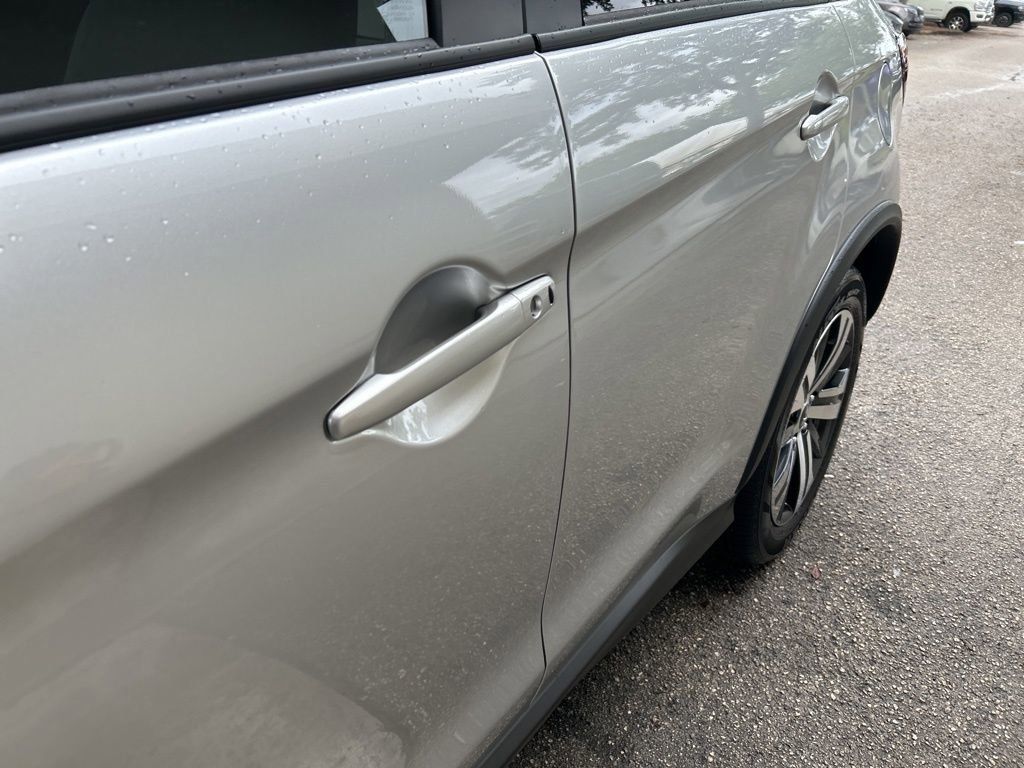 New 2026 Mitsubishi Outlander Sport SE image 15