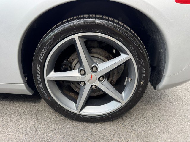 Used 2013 Chevrolet Corvette Coupe RWD image 33