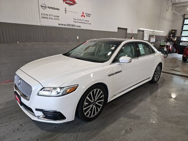 Used 2018 Lincoln Continental Select w/ Continental Climate Package AWD/4WD image 7