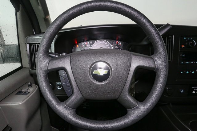 Used 2024 Chevrolet Express 2500 image 22