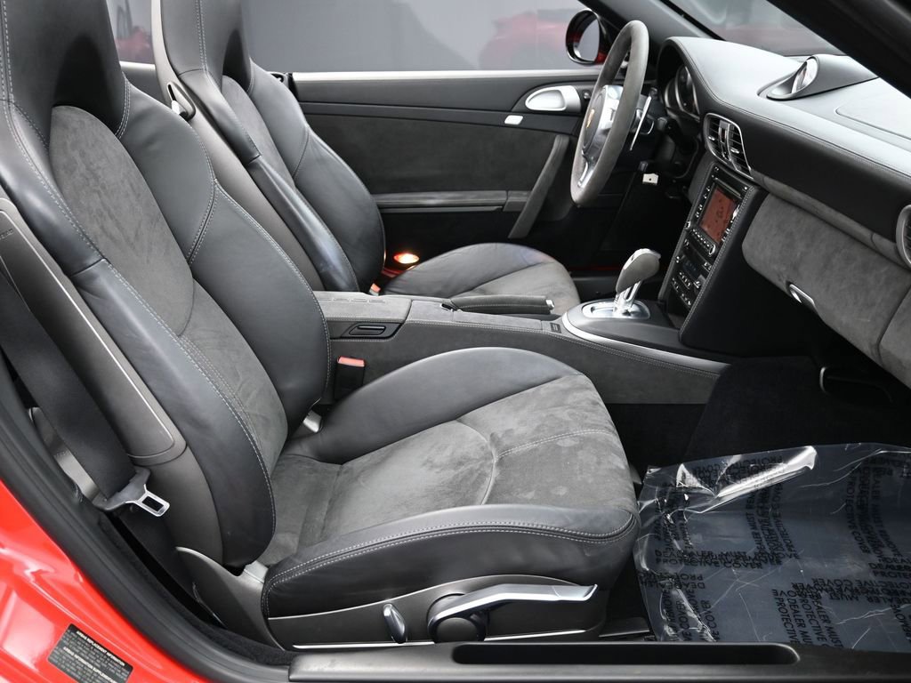 Used 2012 Porsche 911 Carrera 4 GTS AWD/4WD image 31