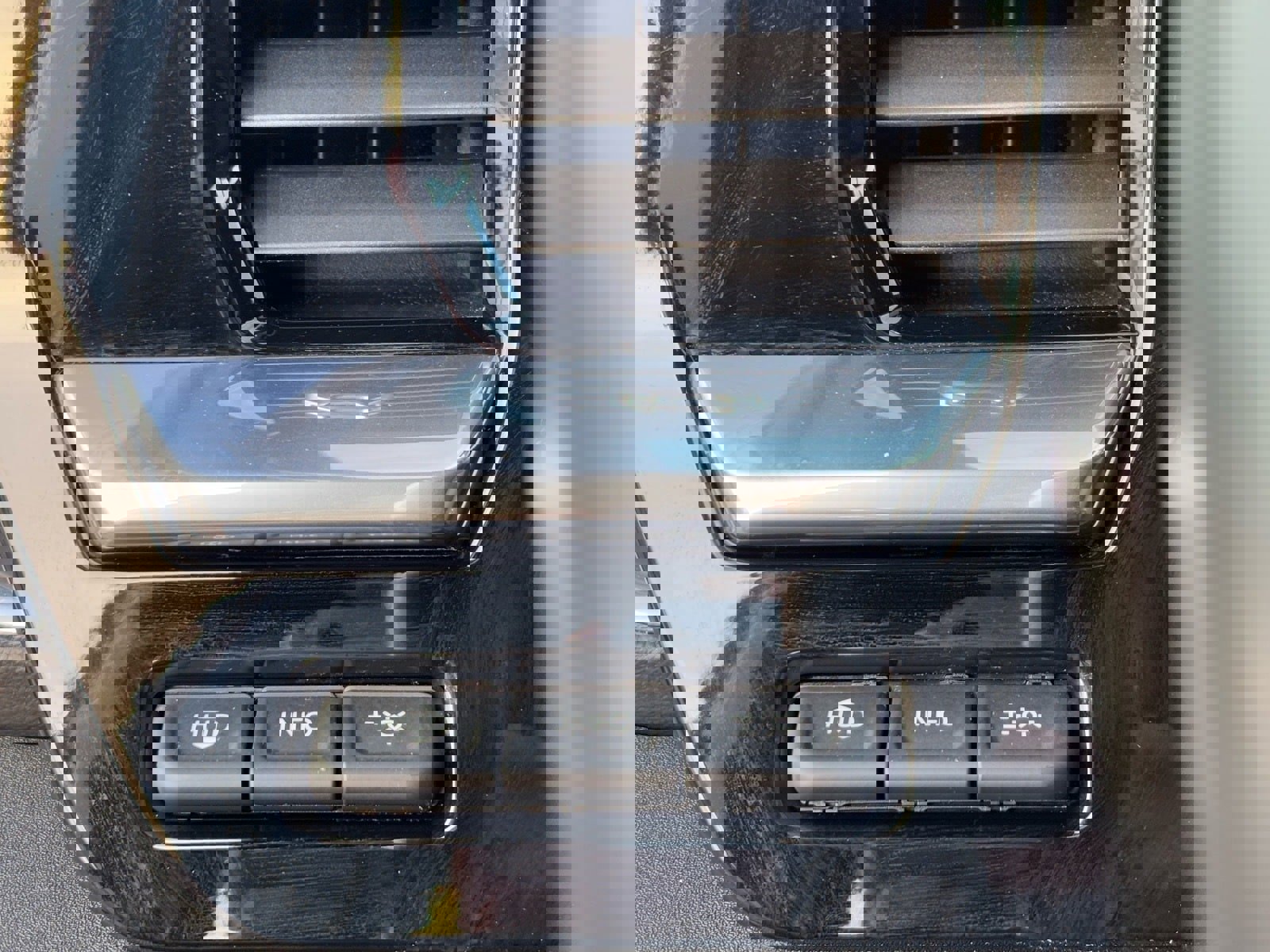 Used 2024 Chevrolet Silverado 1500 High Country image 27