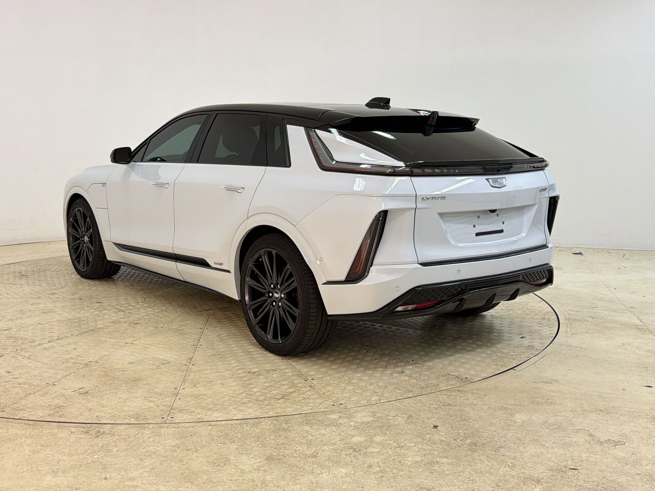 New 2026 Cadillac Lyriq V w/ LPO, Floor Liner Package AWD/4WD image 3