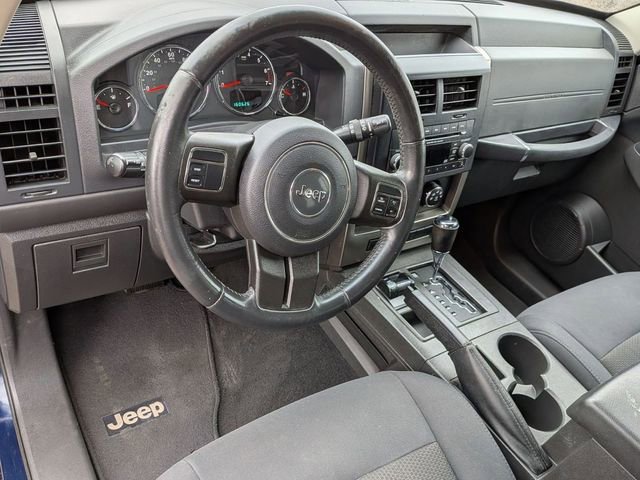 Used 2012 Jeep Liberty Sport w/ Popular Equipment Group AWD/4WD image 11