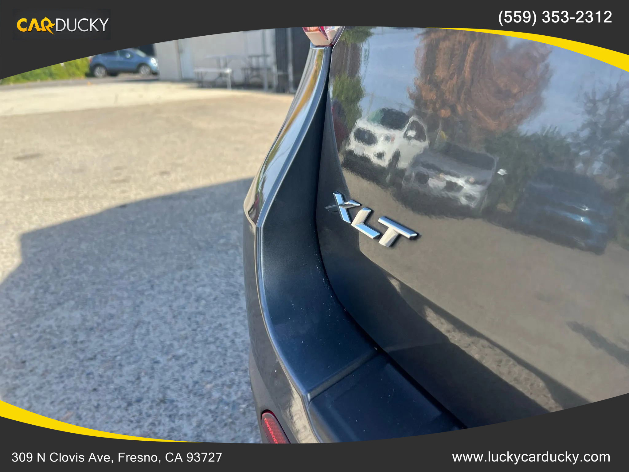 Used 2020 Ford Explorer XLT image 10