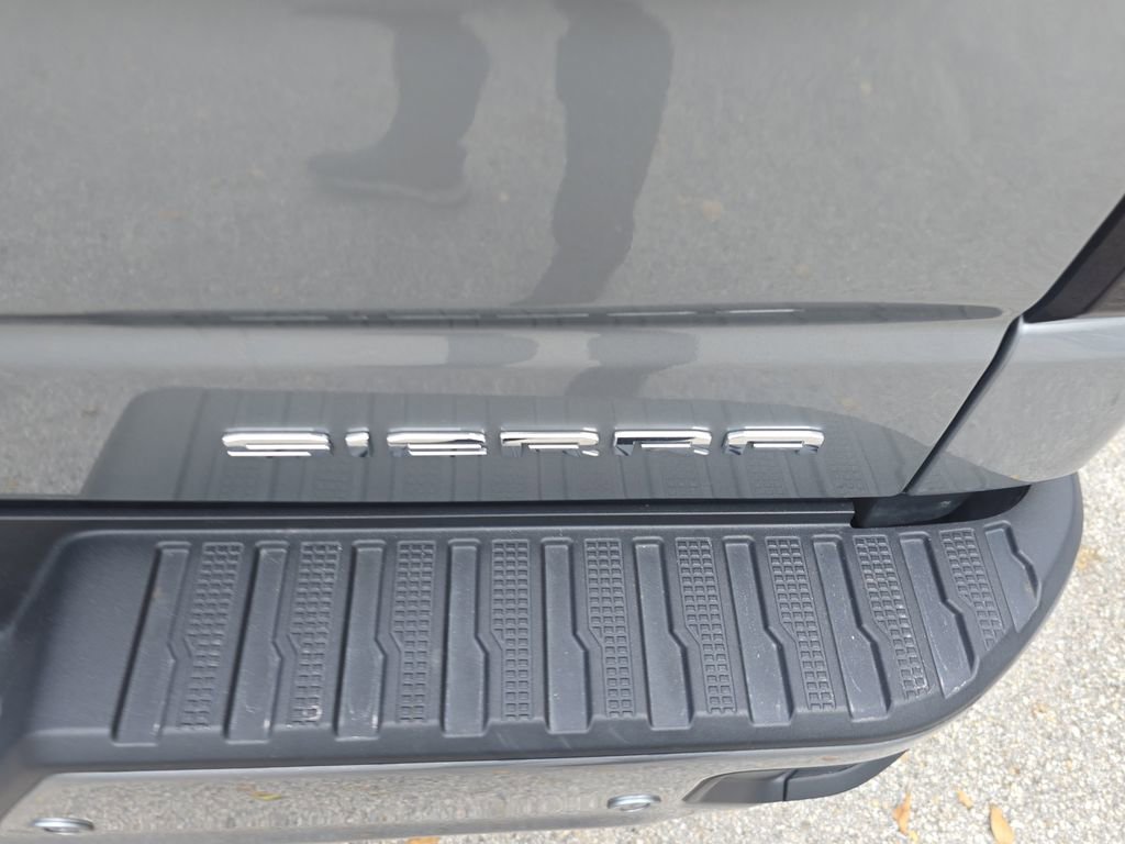 Used 2024 GMC Sierra 1500 Denali w/ Technology Package image 7
